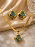 Emerald Stone Pendant Set
